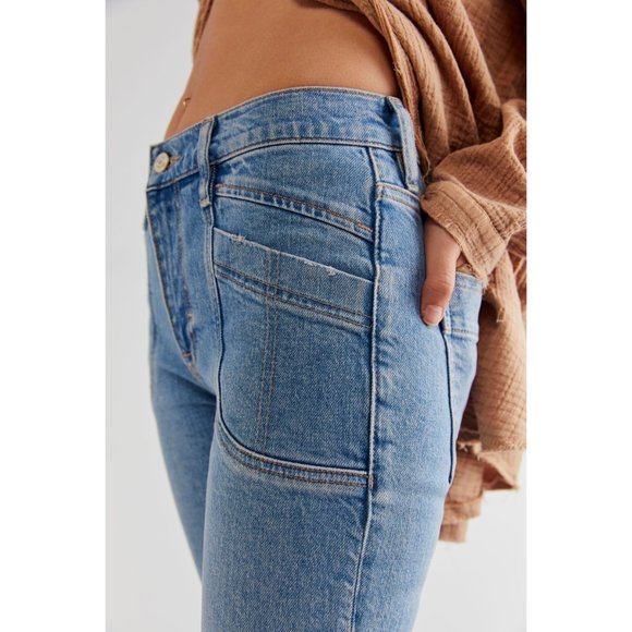 FREE PEOPLE Aiden Slim Flare Jeans / Too Cool Blue - Picture 3 of 5